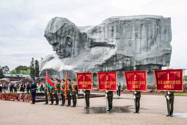 В БРЕСТЕ ЗАВЕРШИЛАСЬ ПАТРИОТИЧЕСКАЯ АКЦИЯ «ДОРОГАМИ СЛАВЫ», ПОСВЯЩЕННАЯ ОПЕРАЦИИ «БАГРАТИОН»