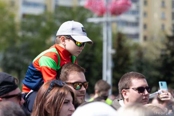 СКОЛЬКО ЧАСОВ В ДЕНЬ ПАПЫ ТРАТЯТ НА ВОСПИТАНИЕ ДЕТЕЙ? ОТВЕТ ДАЛИ В БЕЛСТАТЕ